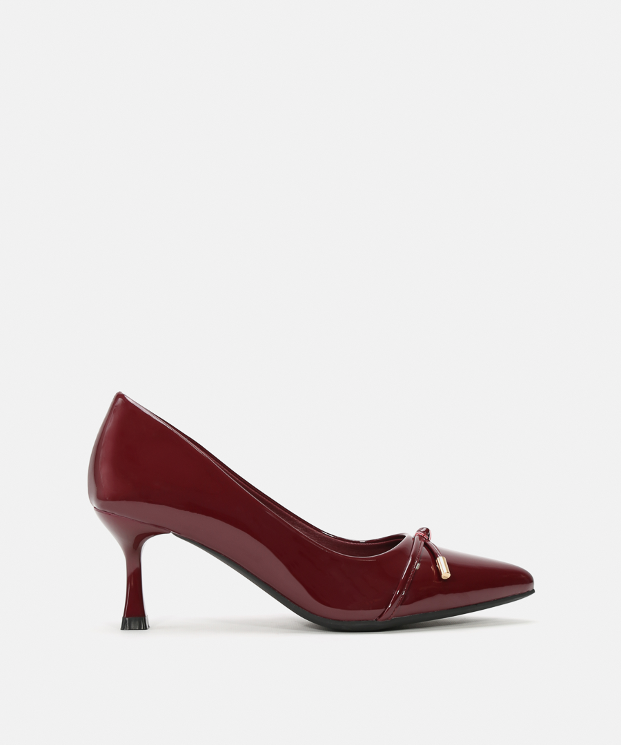 Zapato tac&oacute;n fino lazo image number null